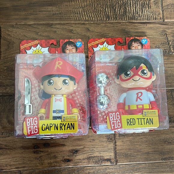 Ryan's World Big Fig 6" Red Titan and Cap’n Ryan Figure Series 1 New Sealed - Picture 1 of 5